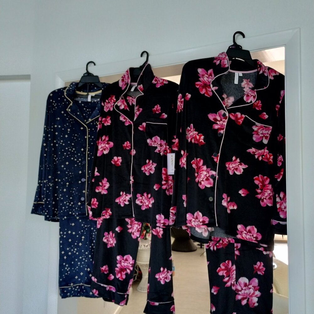 2 piece pajamas